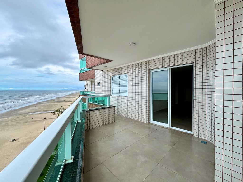 Apartamento em Praia Grande, no bairro Real