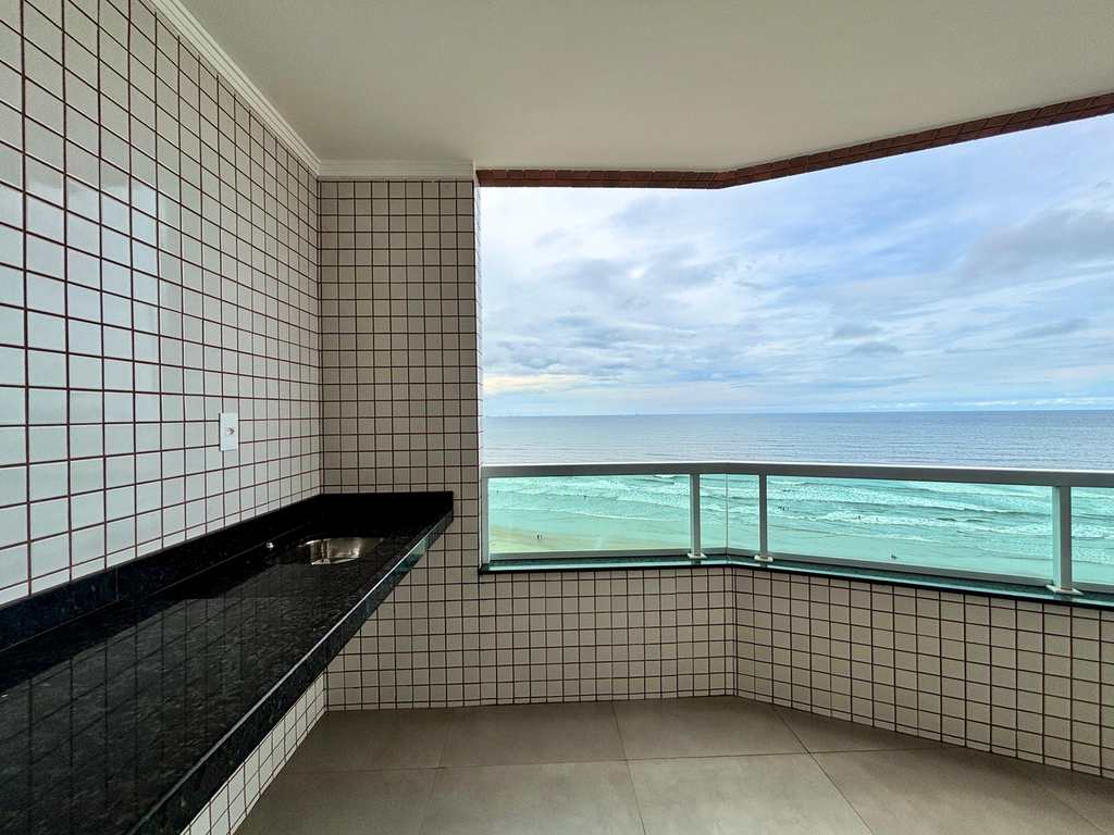 Apartamento em Praia Grande, no bairro Real