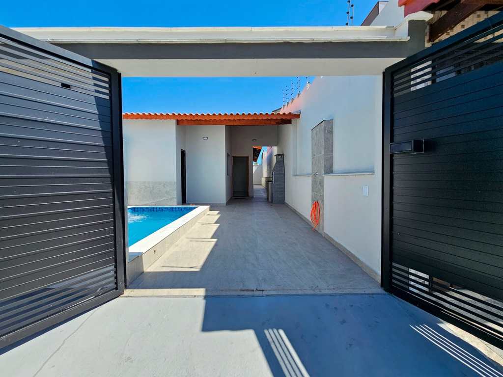 Casa em Itanhaém, no bairro Bopiranga