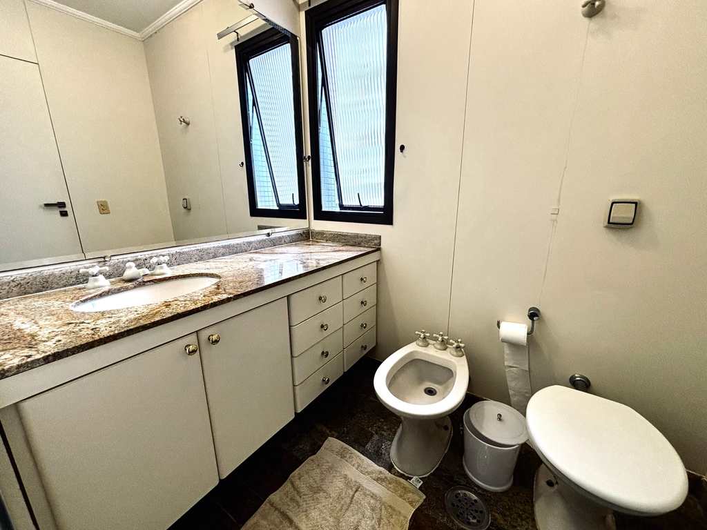 Apartamento em Guarujá, no bairro Jardim Astúrias