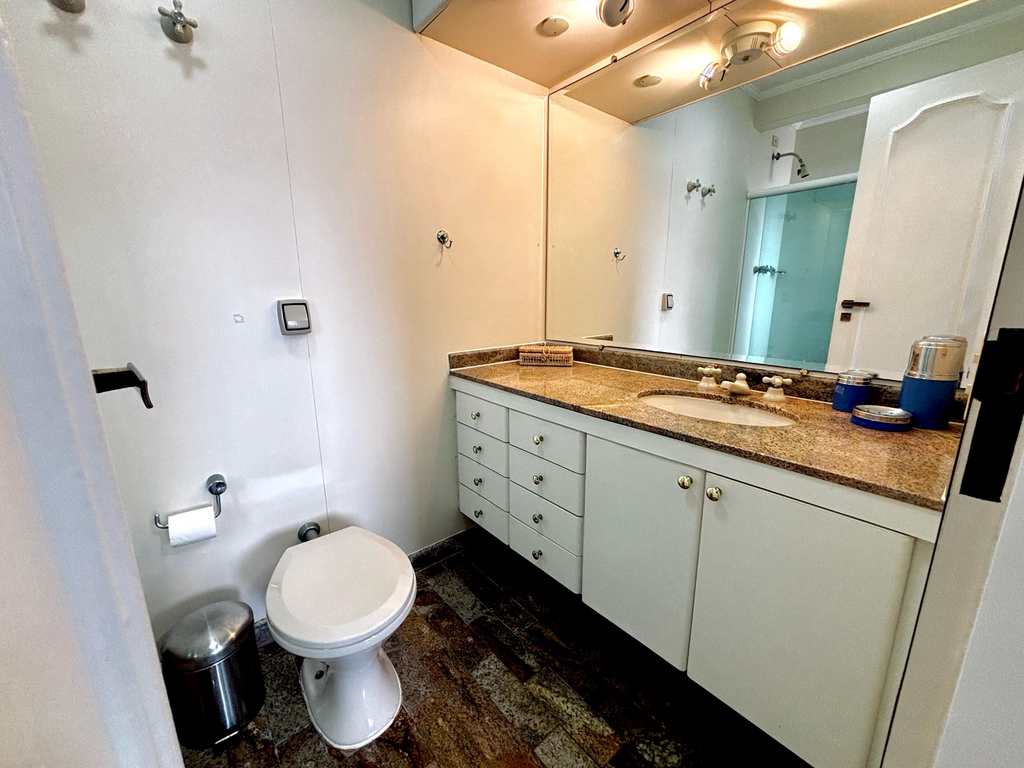 Apartamento em Guarujá, no bairro Jardim Astúrias