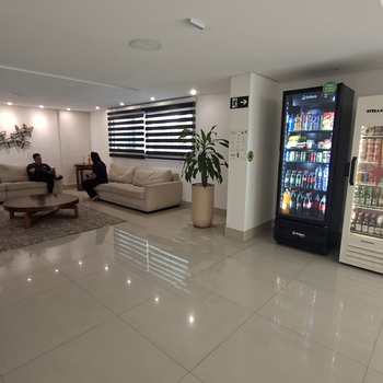 Apartamento em Praia Grande, bairro Canto do Forte