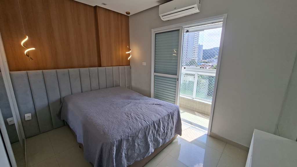Apartamento em Praia Grande, no bairro Canto do Forte
