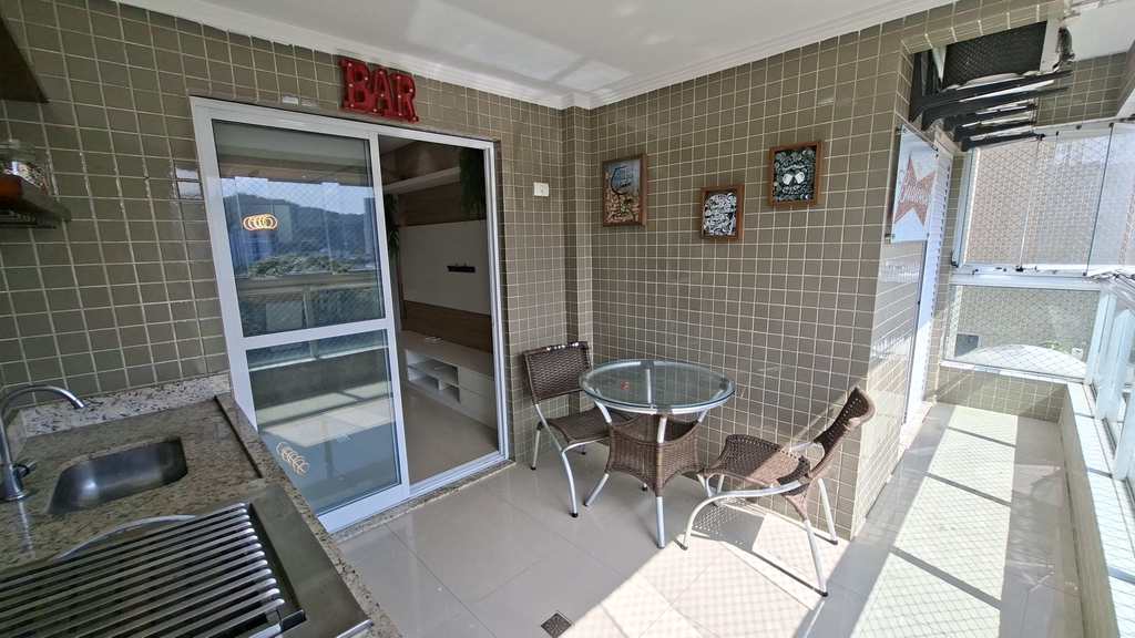 Apartamento em Praia Grande, no bairro Canto do Forte