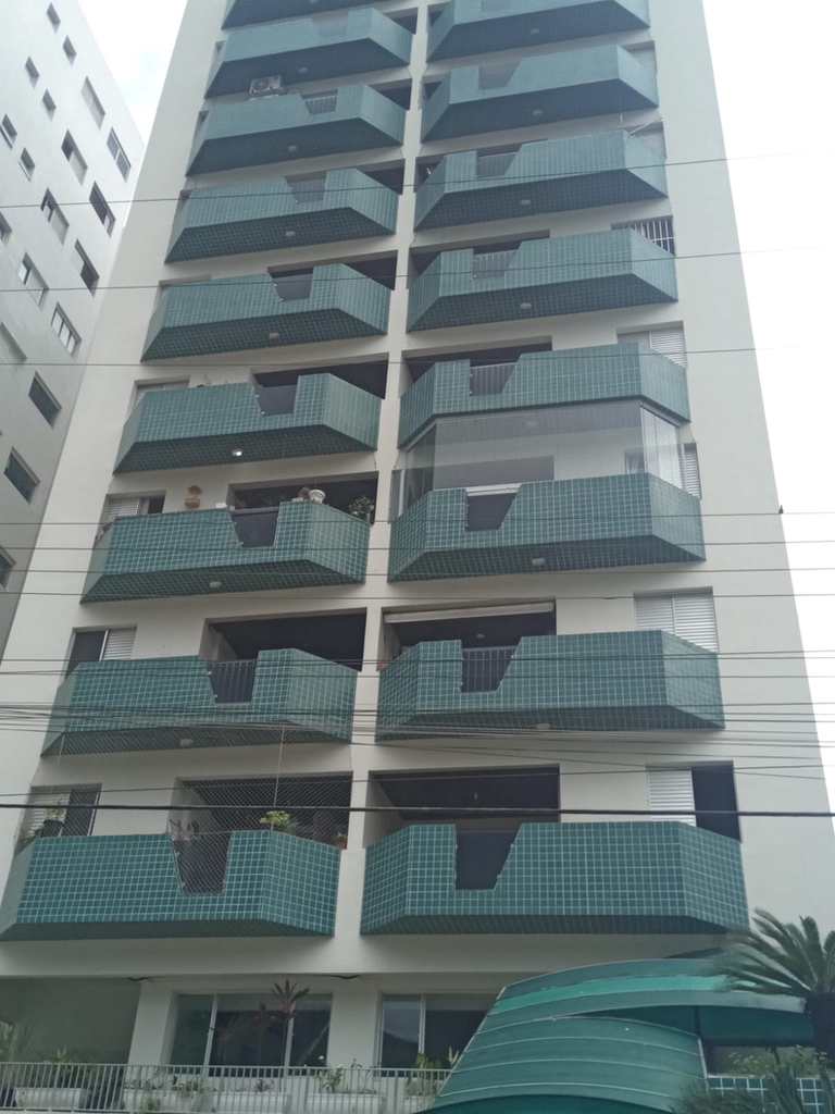Apartamento em Mongaguá, no bairro Centro