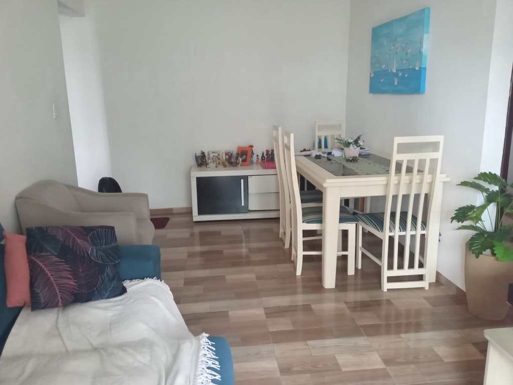 Apartamento em Mongaguá, no bairro Centro