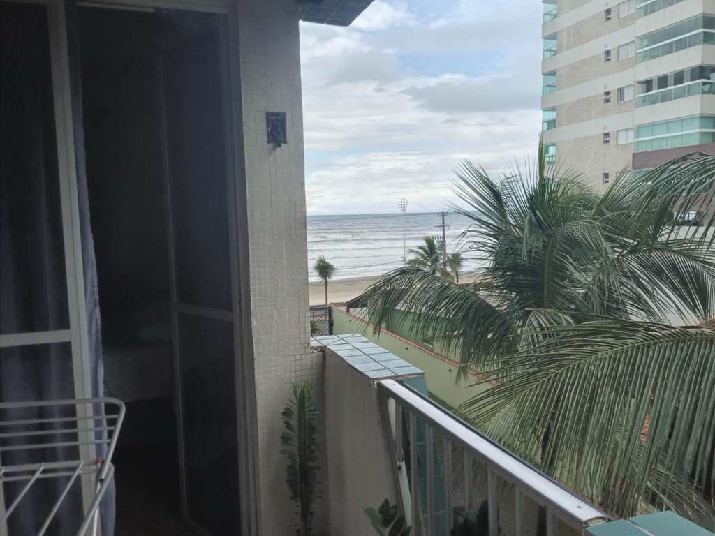 Apartamento em Mongaguá, no bairro Centro