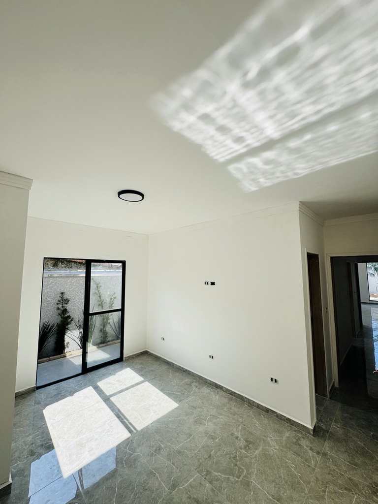 Casa em Itanhaém, no bairro Balneário Tupy
