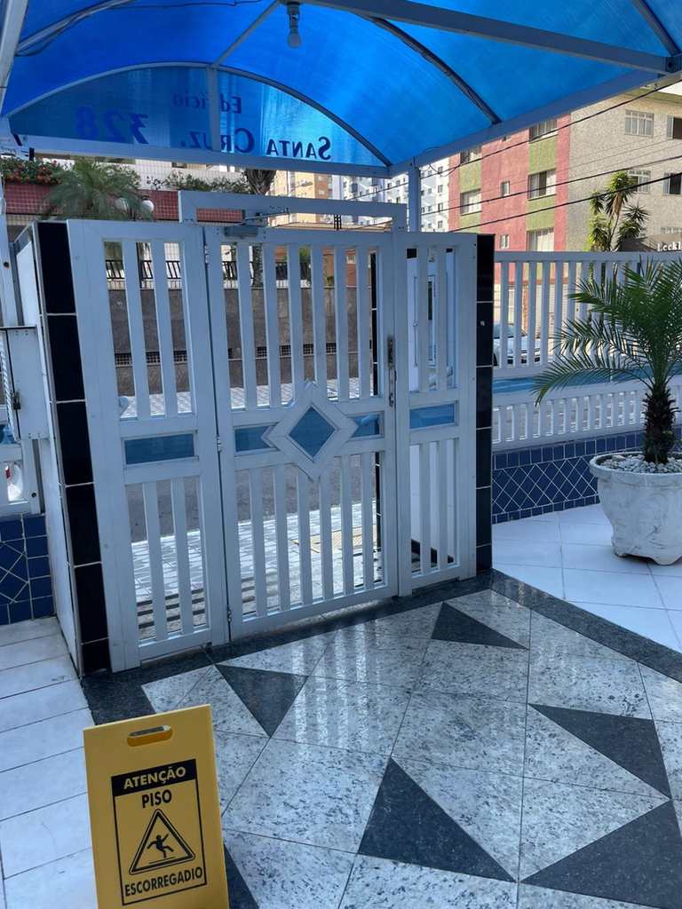 Kitnet em Praia Grande, no bairro Canto do Forte