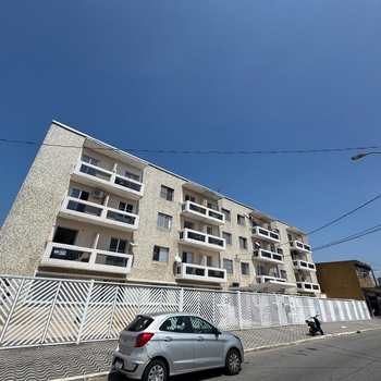 Apartamento em Praia Grande, bairro Boqueirão