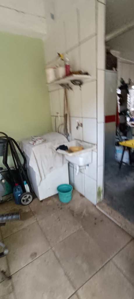 Sobrado em Praia Grande, no bairro Canto do Forte