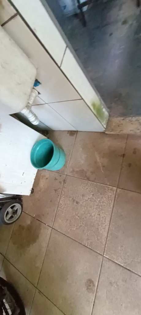Sobrado em Praia Grande, no bairro Canto do Forte
