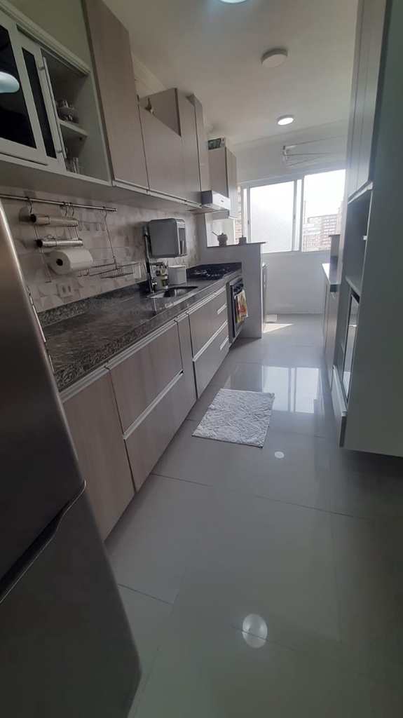 Apartamento em Praia Grande, no bairro Campo da Aviação