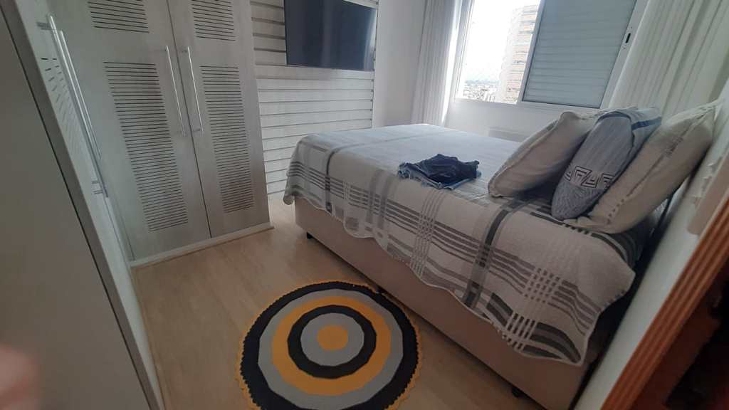 Apartamento em Praia Grande, no bairro Campo da Aviação