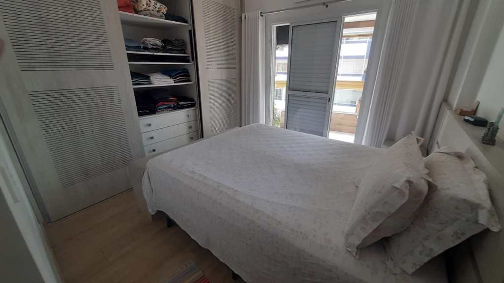 Apartamento em Praia Grande, no bairro Campo da Aviação