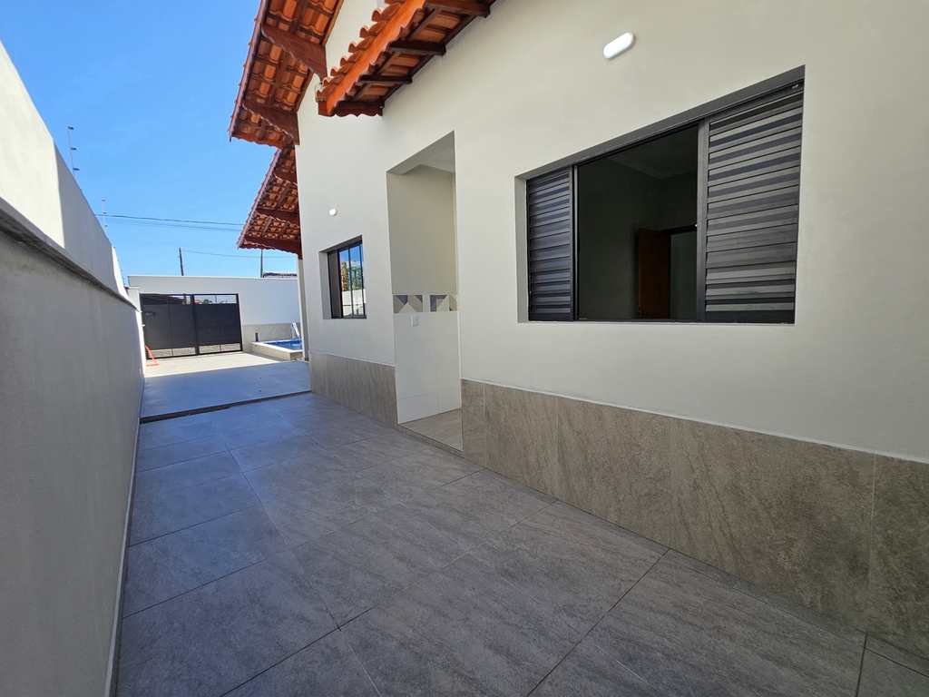 Casa em Itanhaém, no bairro Bopiranga