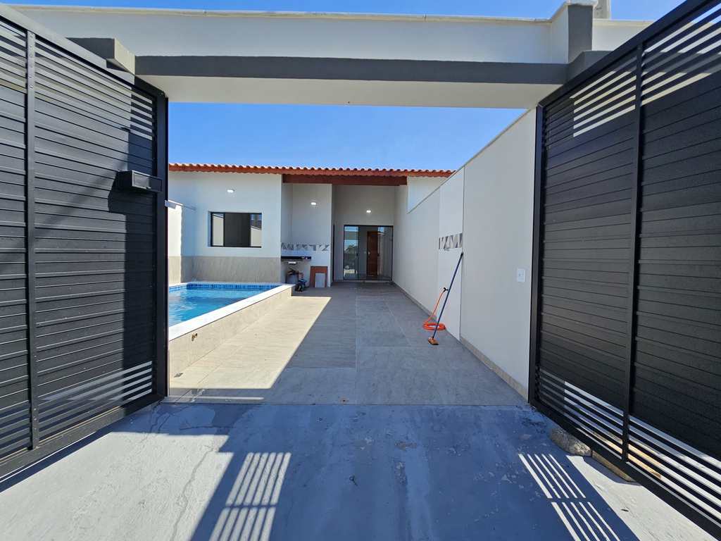 Casa em Itanhaém, no bairro Bopiranga