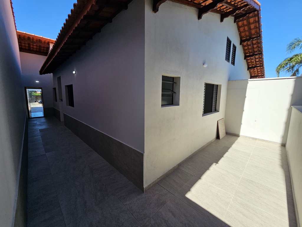 Casa em Itanhaém, no bairro Bopiranga
