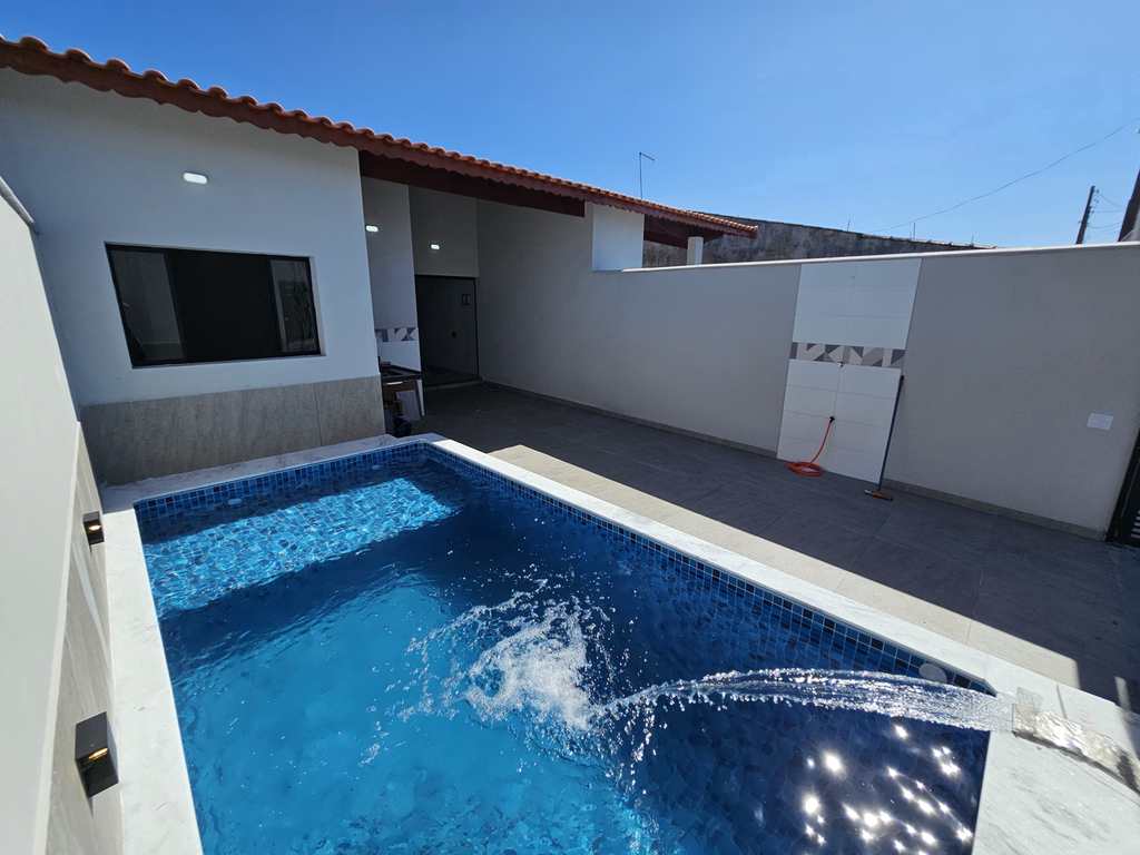 Casa em Itanhaém, no bairro Bopiranga