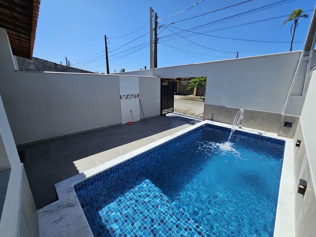 Casa em Itanhaém, no bairro Bopiranga
