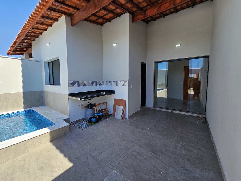 Casa em Itanhaém, no bairro Bopiranga