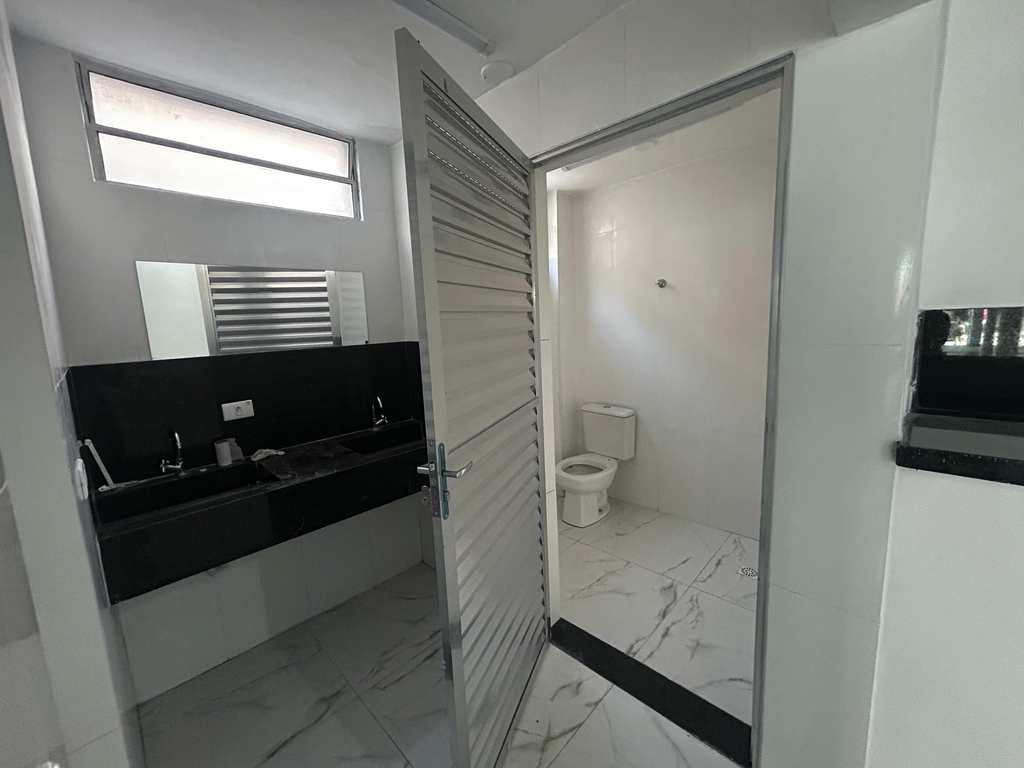 Loja em Praia Grande, no bairro Tupi