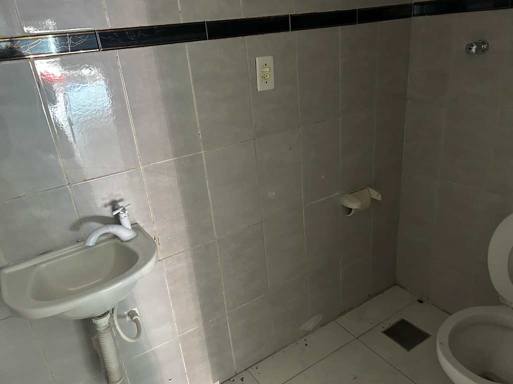 Loja em Praia Grande, no bairro Mirim