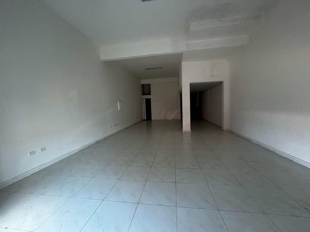 Loja em Praia Grande, no bairro Mirim
