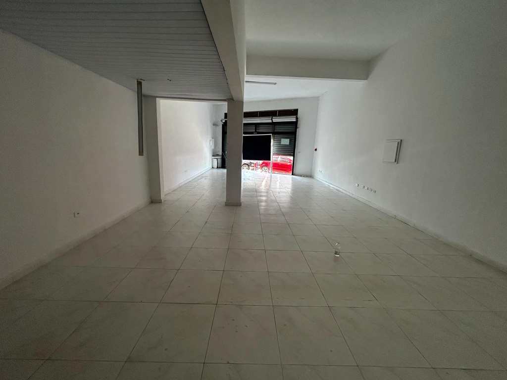 Loja em Praia Grande, no bairro Mirim