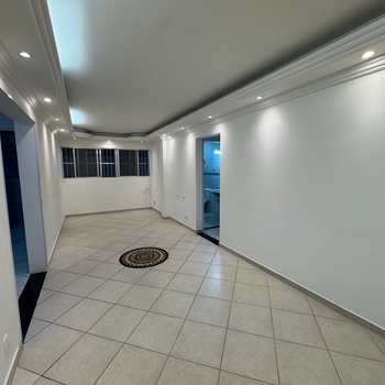 Apartamento em Praia Grande, bairro Guilhermina