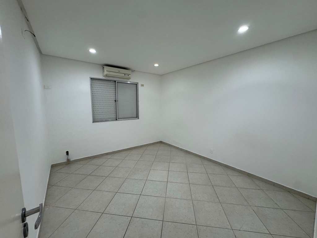 Apartamento em Praia Grande, no bairro Guilhermina
