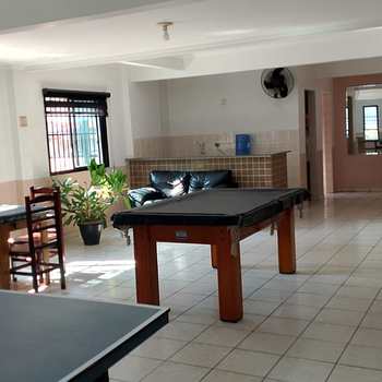 Apartamento em Praia Grande, bairro Guilhermina