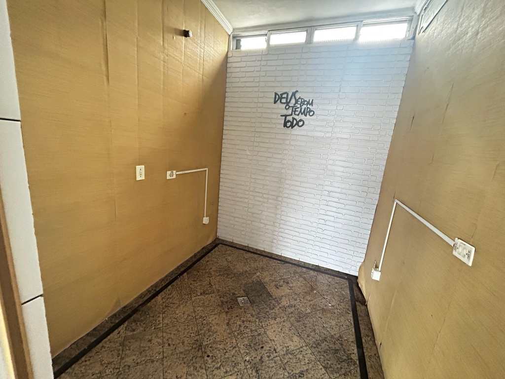 Loja em Praia Grande, no bairro Ocian