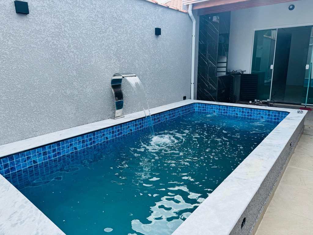 Casa em Itanhaém, no bairro Satélite