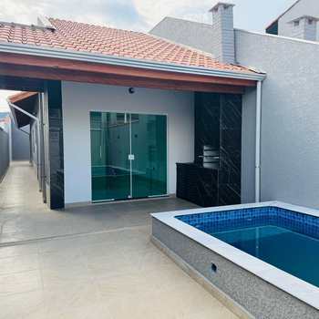 Casa em Itanhaém, bairro Satélite