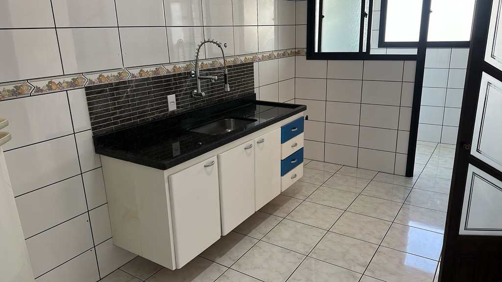 Apartamento em Praia Grande, no bairro Canto do Forte