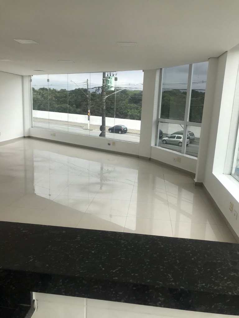 Sala Comercial em Praia Grande, no bairro Mirim