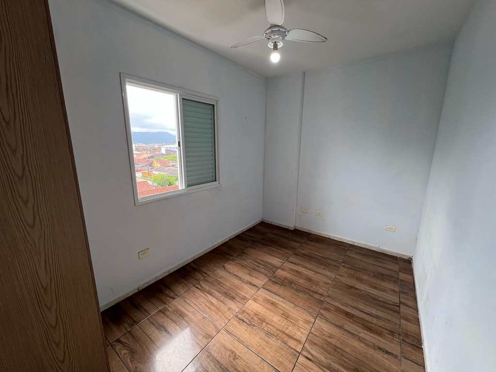 Apartamento em Praia Grande, no bairro Maracanã
