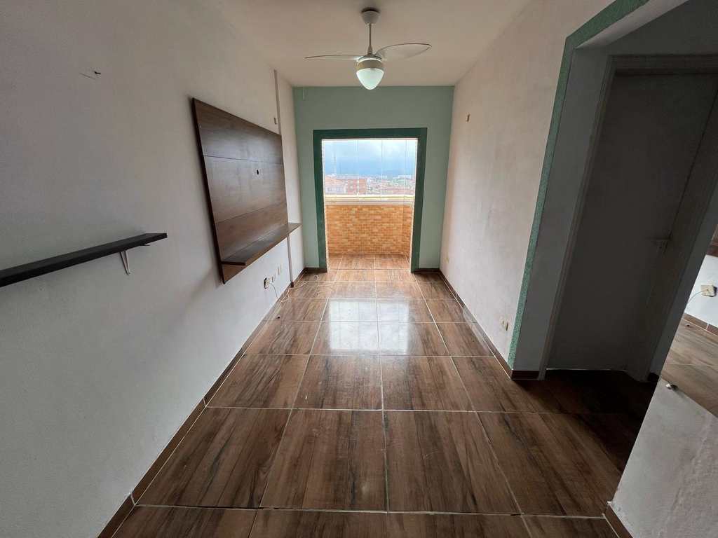 Apartamento em Praia Grande, no bairro Maracanã
