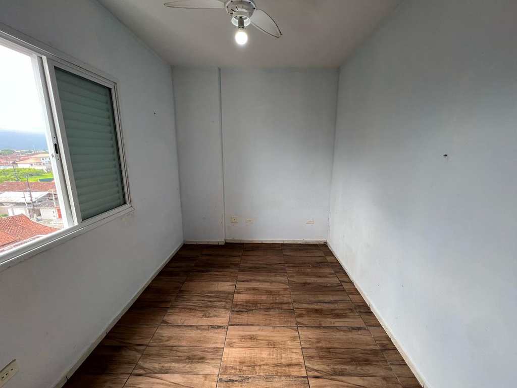 Apartamento em Praia Grande, no bairro Maracanã