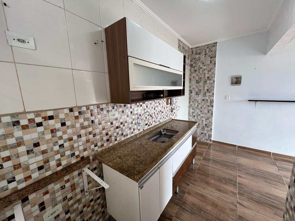 Apartamento em Praia Grande, no bairro Maracanã