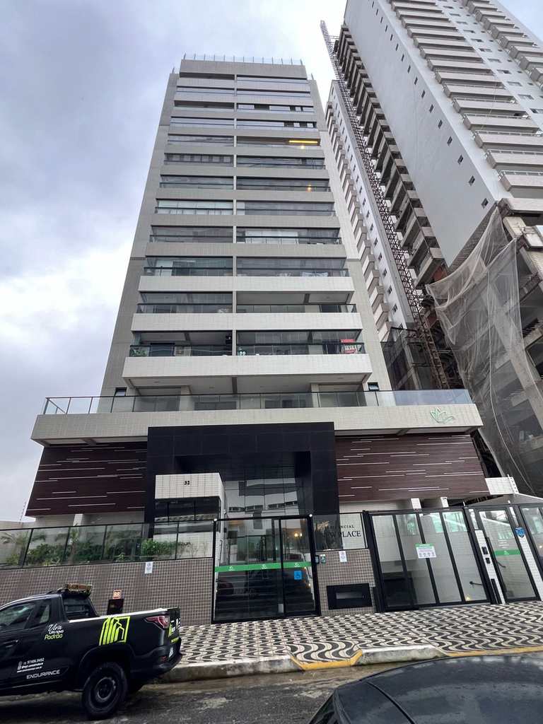 Apartamento em Praia Grande, no bairro Maracanã