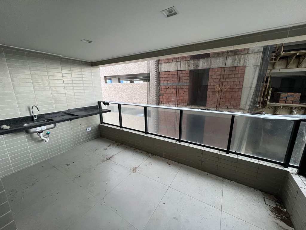 Apartamento em Praia Grande, no bairro Maracanã