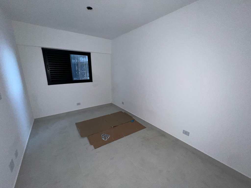 Apartamento em Praia Grande, no bairro Maracanã