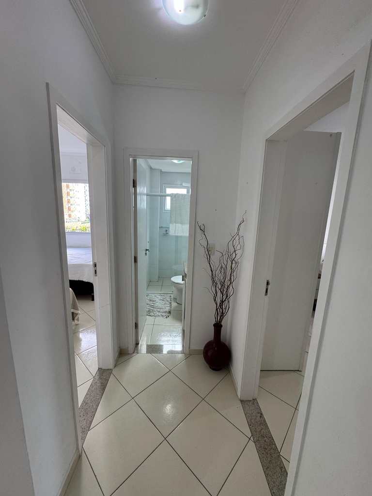 Apartamento em Praia Grande, no bairro Caiçara