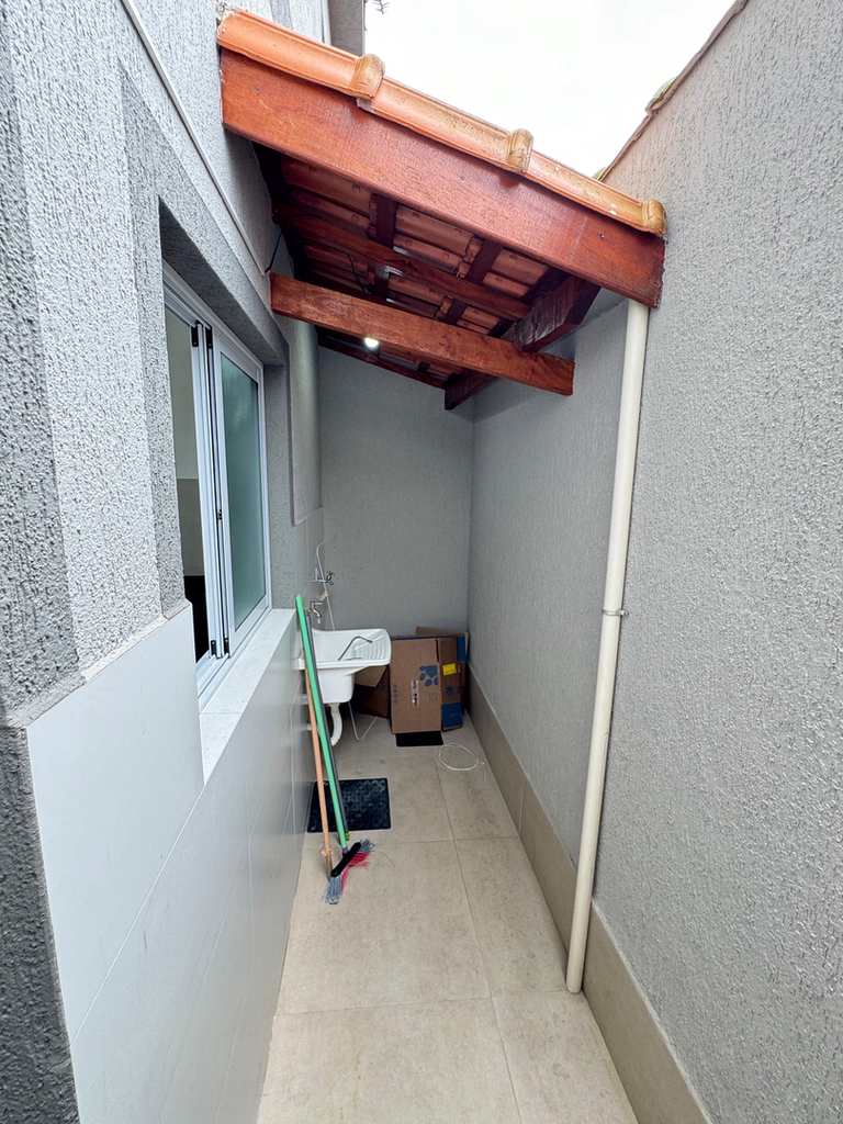 Casa em Praia Grande, no bairro Guilhermina