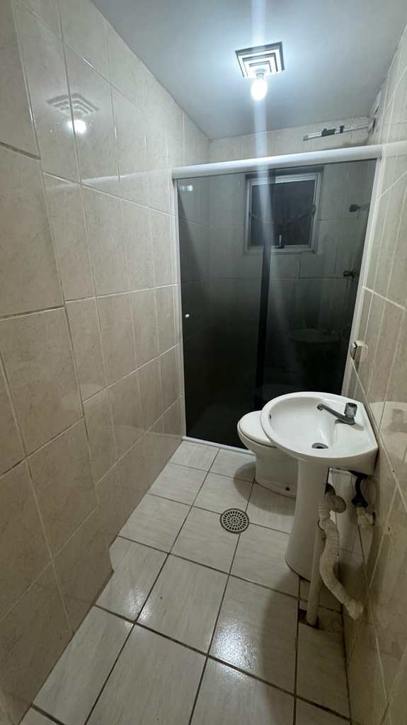 Kitnet em Praia Grande, no bairro Aviação