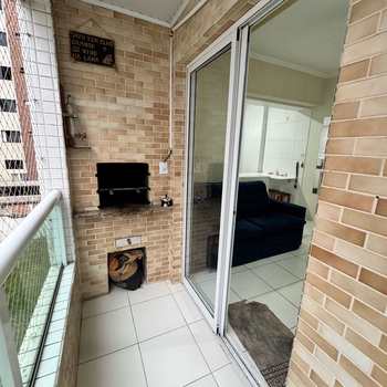 Apartamento em Praia Grande, bairro Canto do Forte