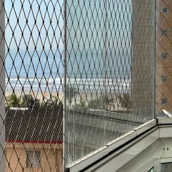 Apartamento em Praia Grande, bairro Guilhermina