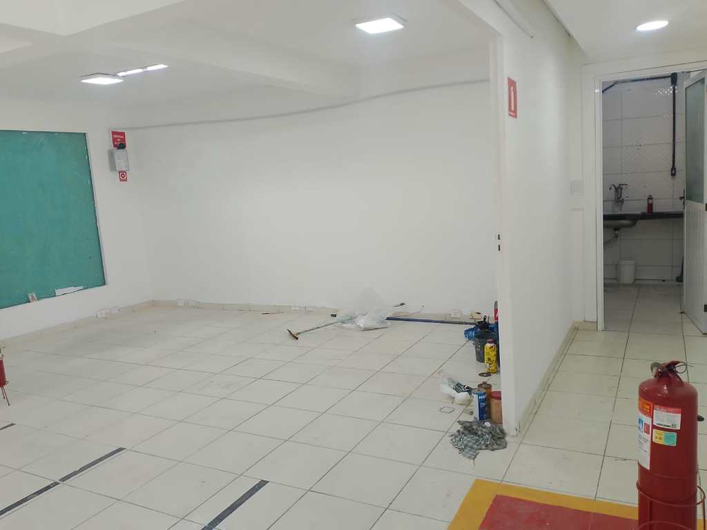Loja em Praia Grande, no bairro Sítio do Campo